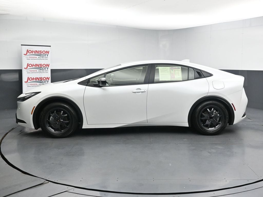 2024 Toyota Prius LE
