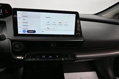 2024 Toyota Prius XLE