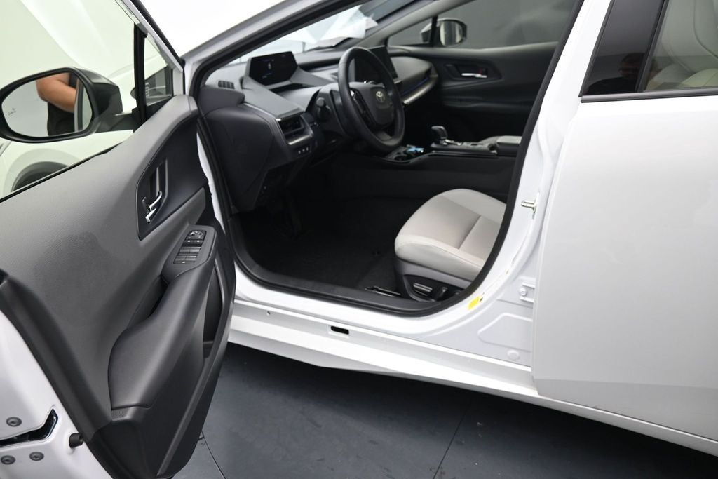 2024 Toyota Prius XLE