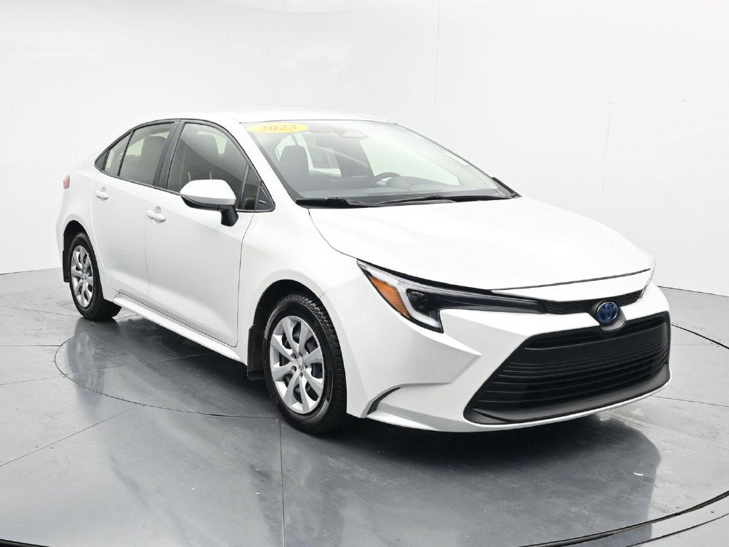 2025 Toyota Corolla LE