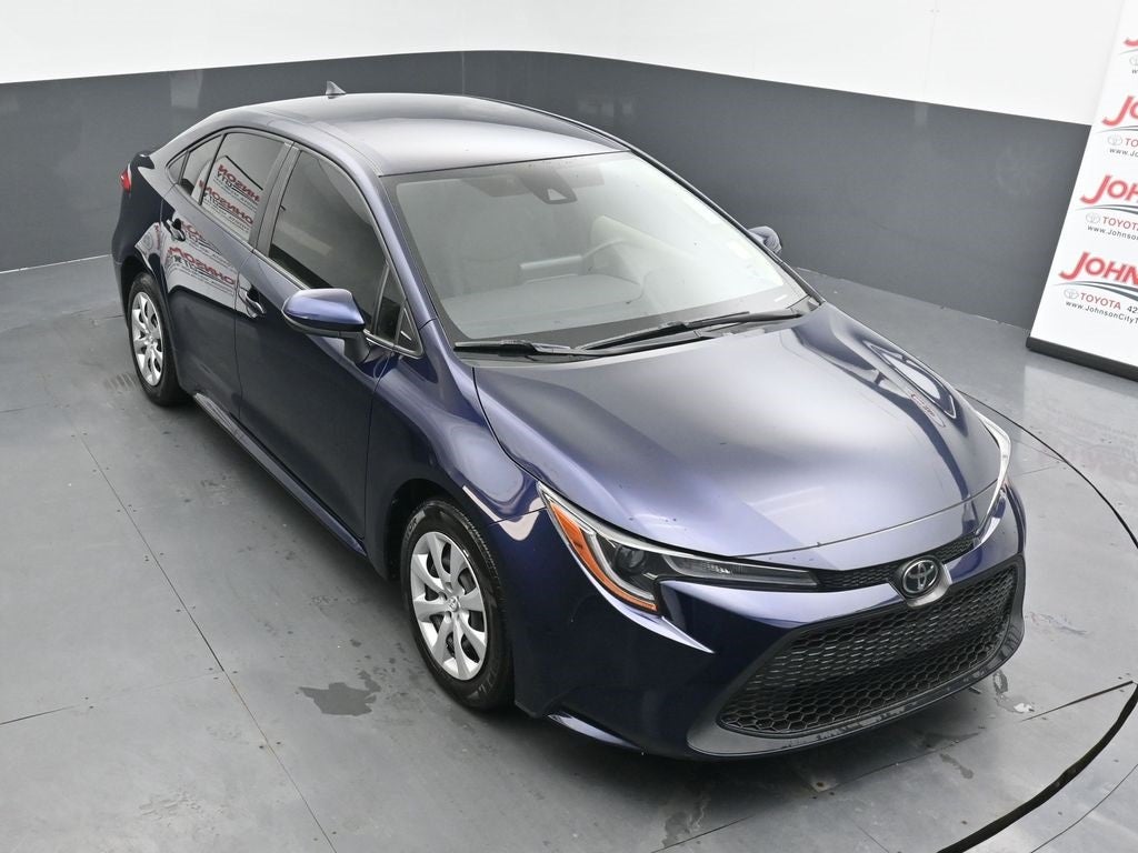 2022 Toyota Corolla LE WITH LEATHER!