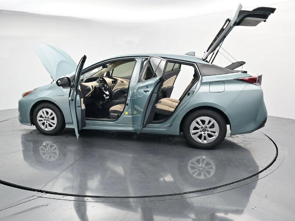 2017 Toyota Prius Two
