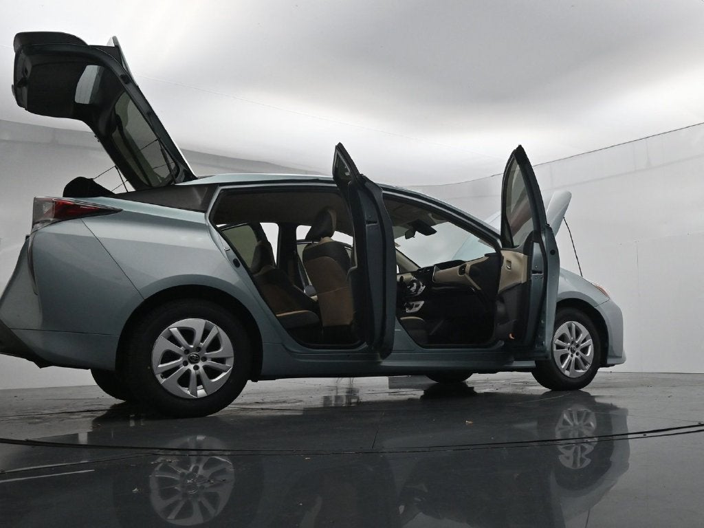 2017 Toyota Prius Two
