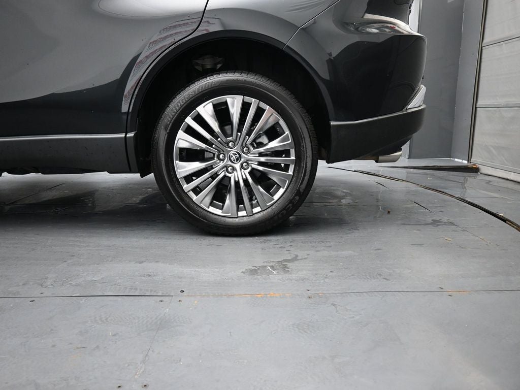 2023 Toyota Venza Limited