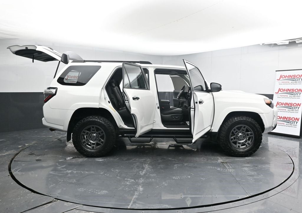 2020 Toyota 4Runner Venture