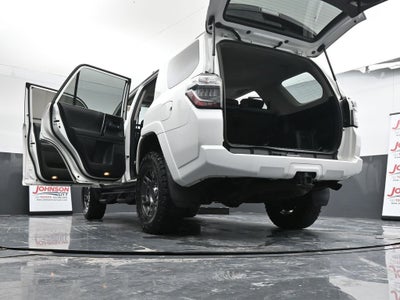 2020 Toyota 4Runner Venture