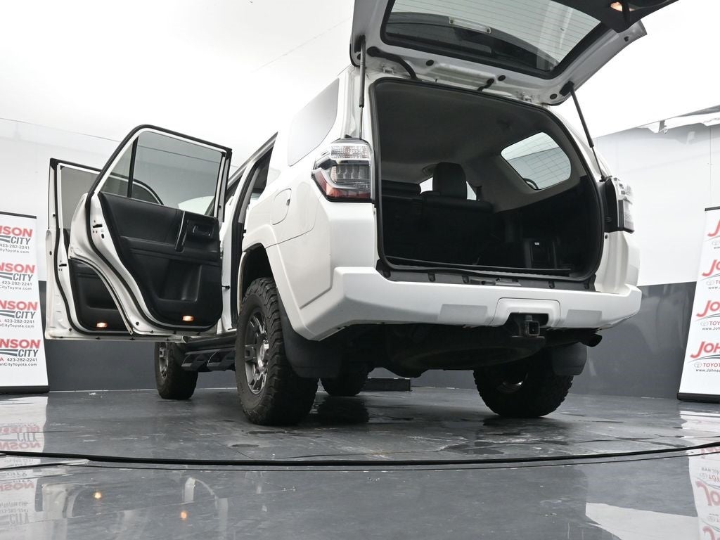 2020 Toyota 4Runner Venture