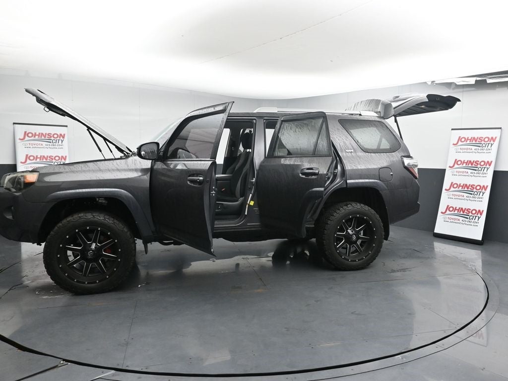 2017 Toyota 4Runner SR5