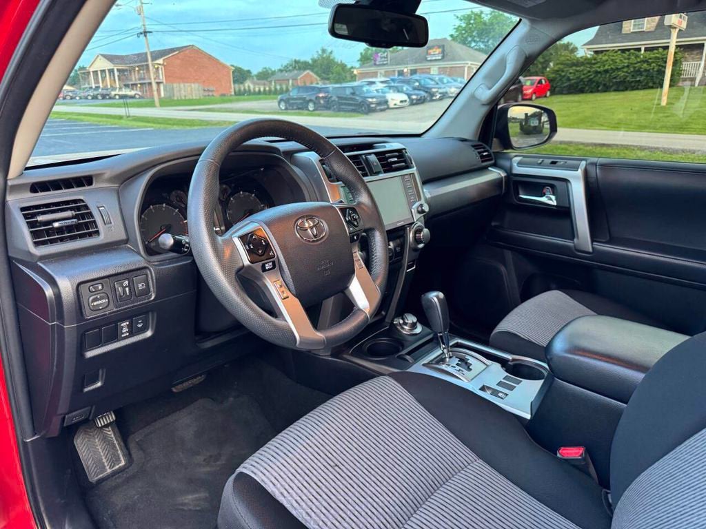 2022 Toyota 4Runner SR5