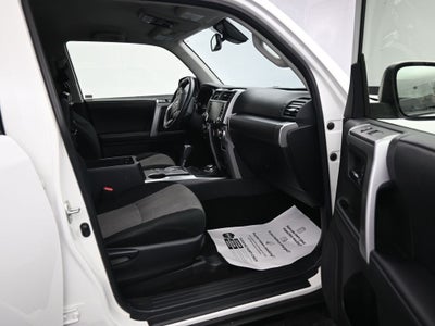 2022 Toyota 4Runner SR5