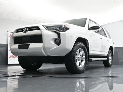 2022 Toyota 4Runner SR5