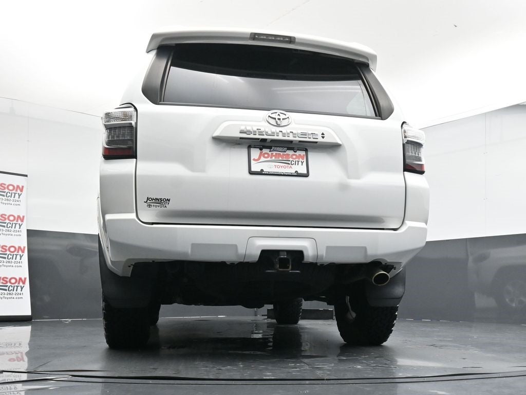 2022 Toyota 4Runner SR5