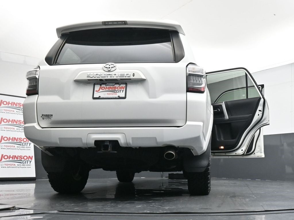 2022 Toyota 4Runner SR5