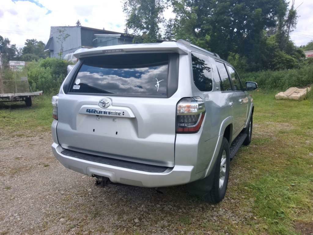 2022 Toyota 4Runner SR5 Premium