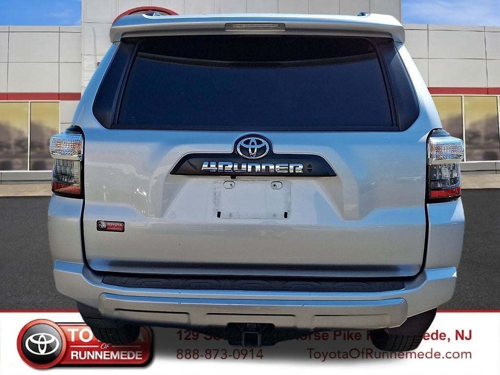 2022 Toyota 4Runner TRD Off-Road