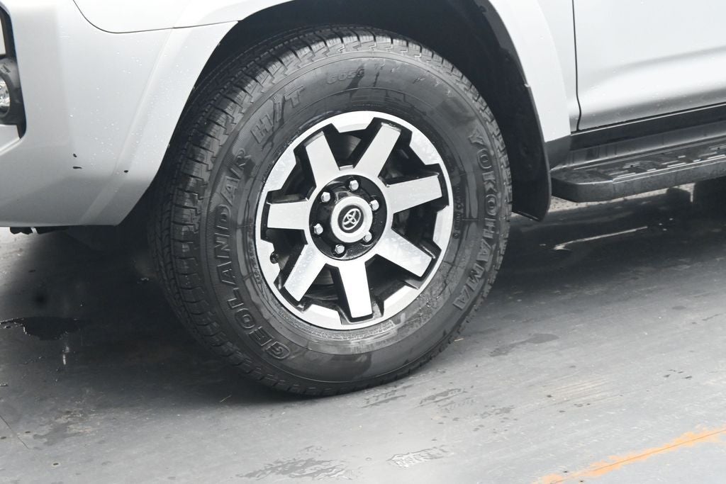 2024 Toyota 4Runner TRD Off-Road