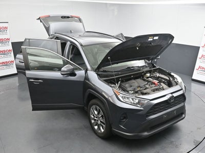 2020 Toyota RAV4 XLE Premium