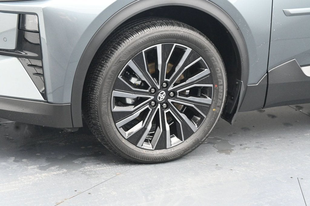 2026 Toyota C-HR XSE