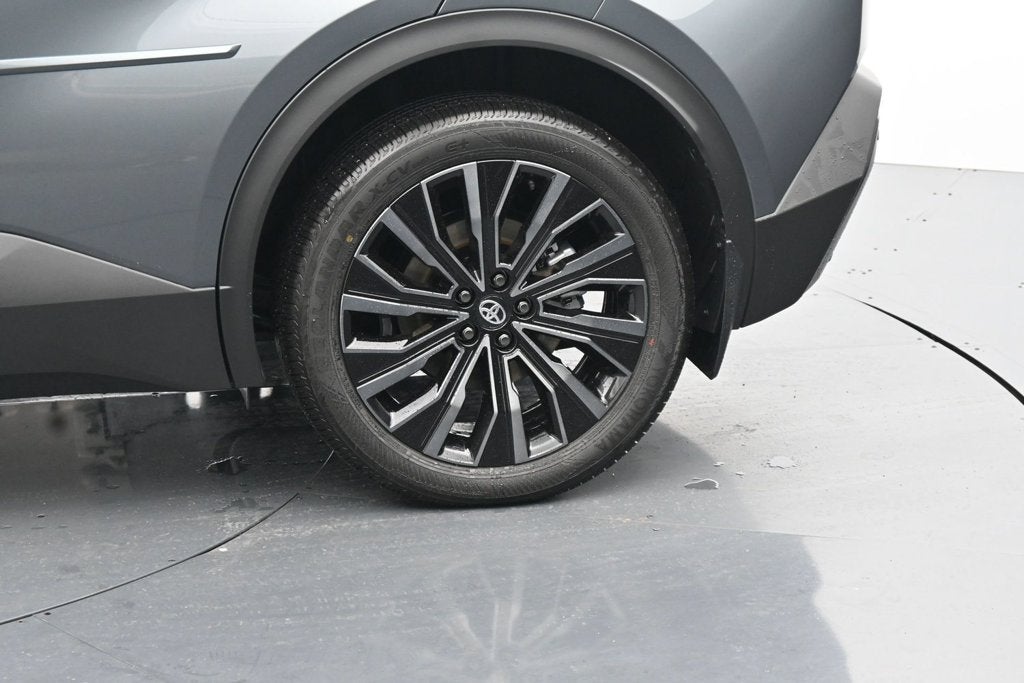 2026 Toyota C-HR XSE