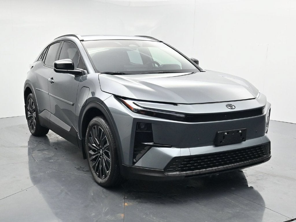 2026 Toyota C-HR XSE