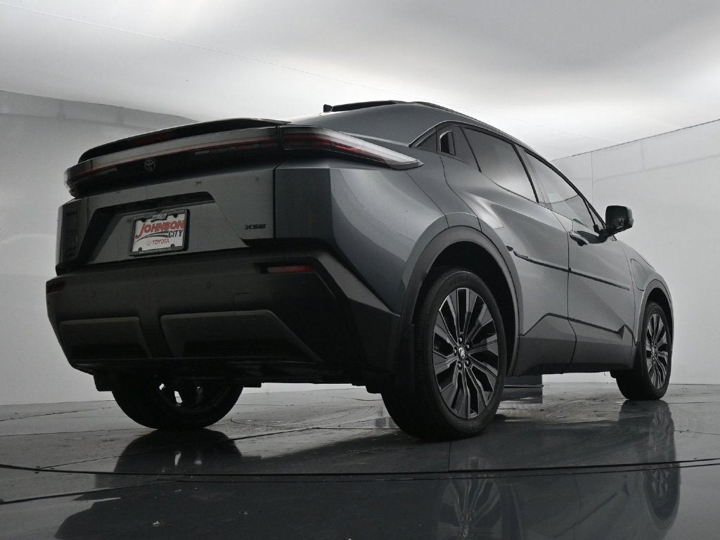 2026 Toyota C-HR XSE