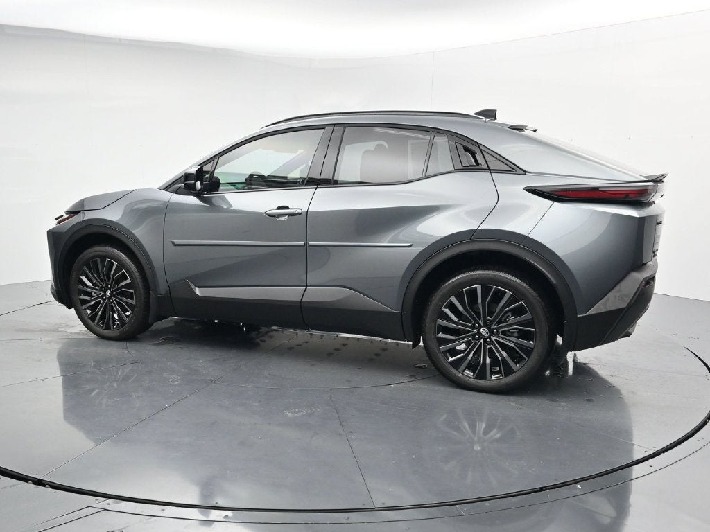 2026 Toyota C-HR XSE