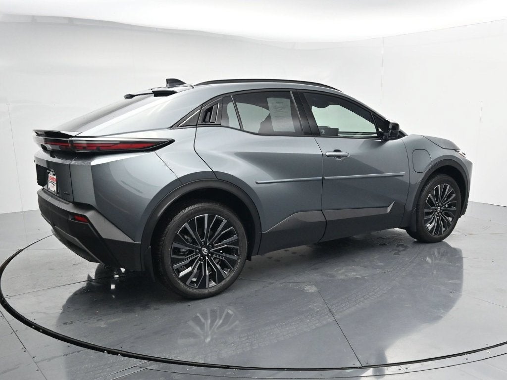 2026 Toyota C-HR XSE