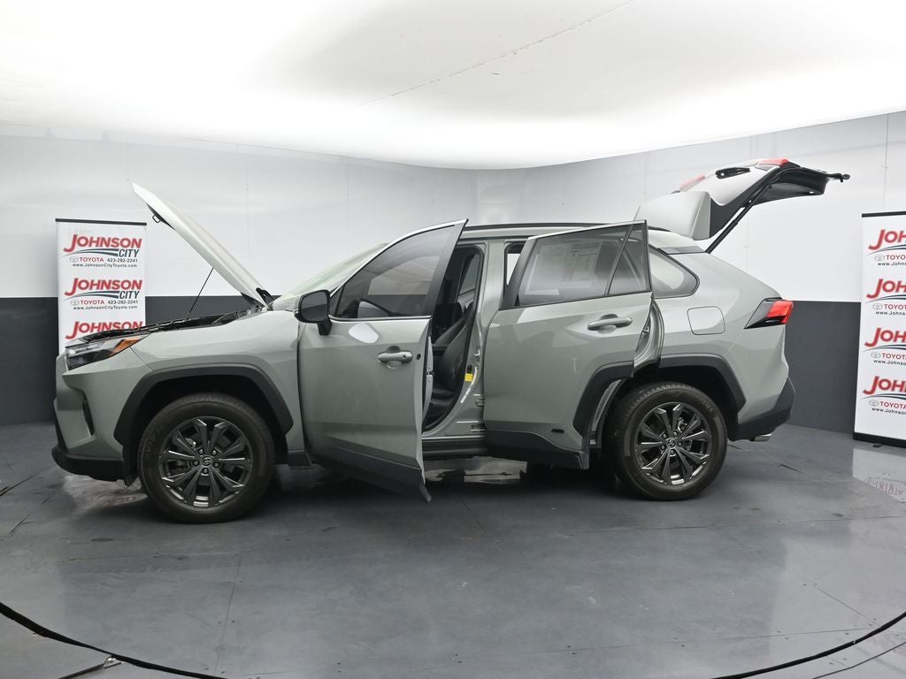 2022 Toyota RAV4 XLE Premium