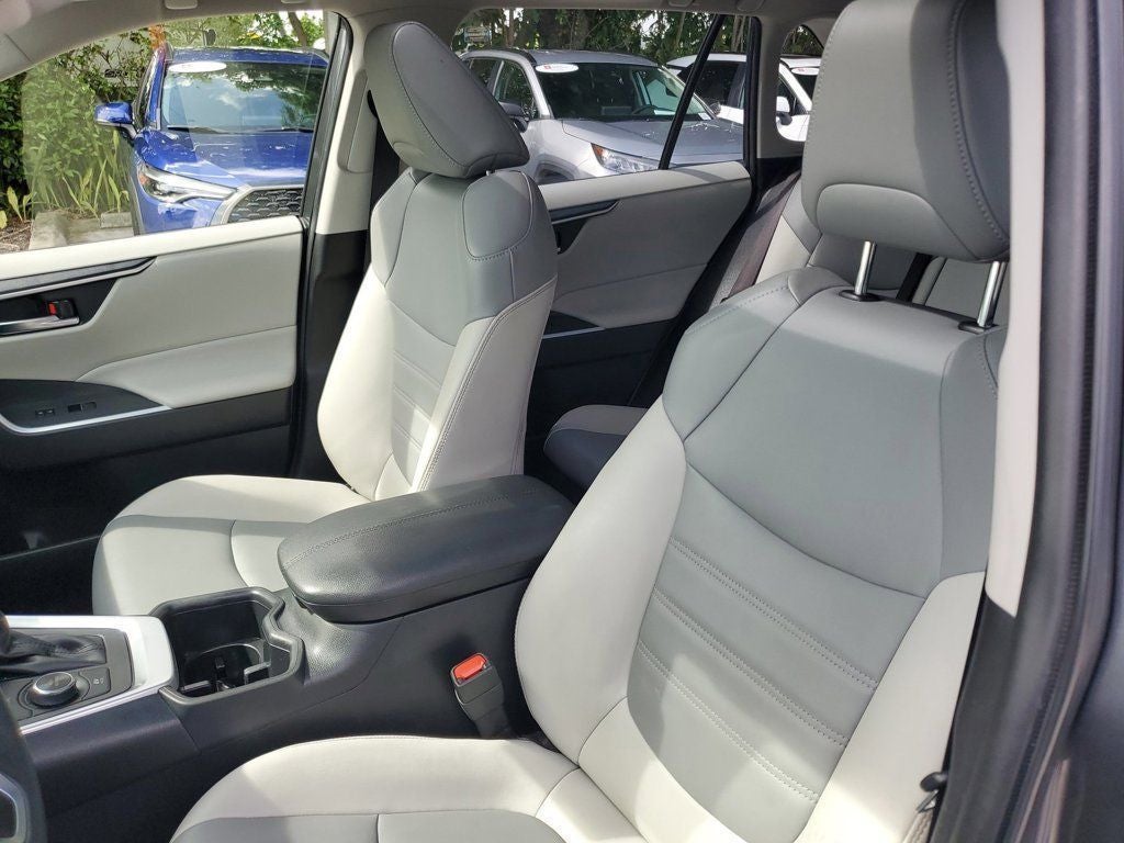2023 Toyota RAV4 XLE Premium