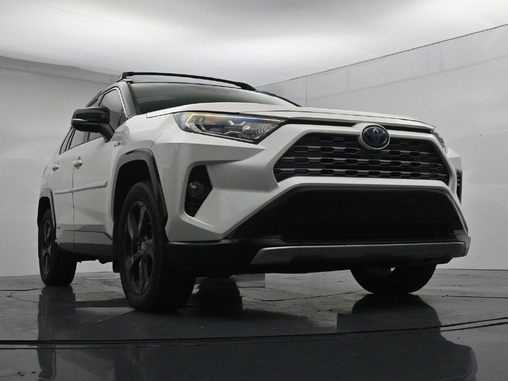 2020 Toyota RAV4 XSE