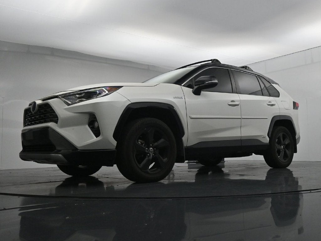 2020 Toyota RAV4 XSE