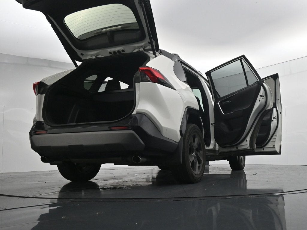2020 Toyota RAV4 XSE