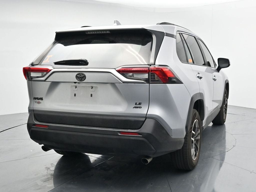 2019 Toyota RAV4 LE
