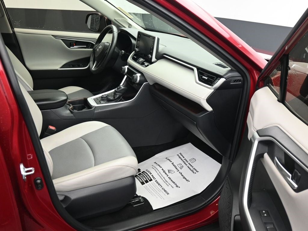 2020 Toyota RAV4 Limited