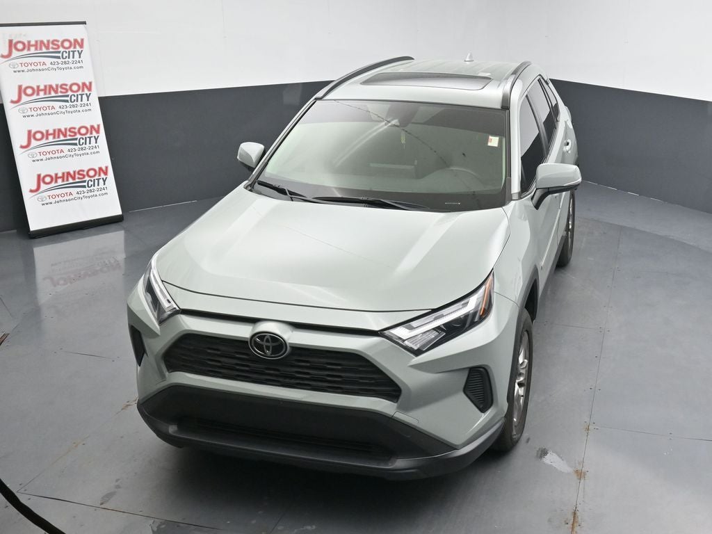 2022 Toyota RAV4 XLE