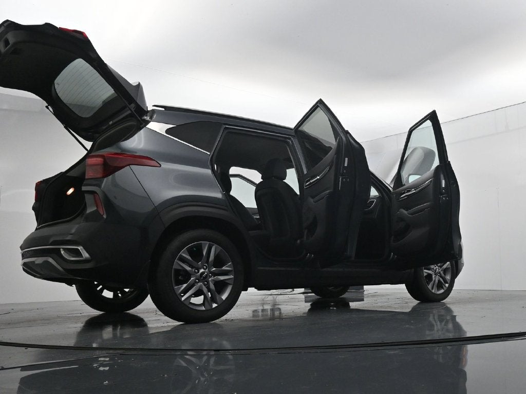 2023 Kia Seltos S