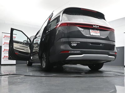 2024 Kia Carnival LX