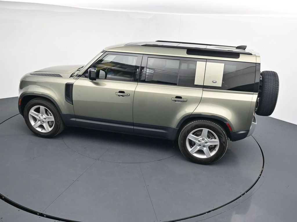2021 Land Rover Defender SE