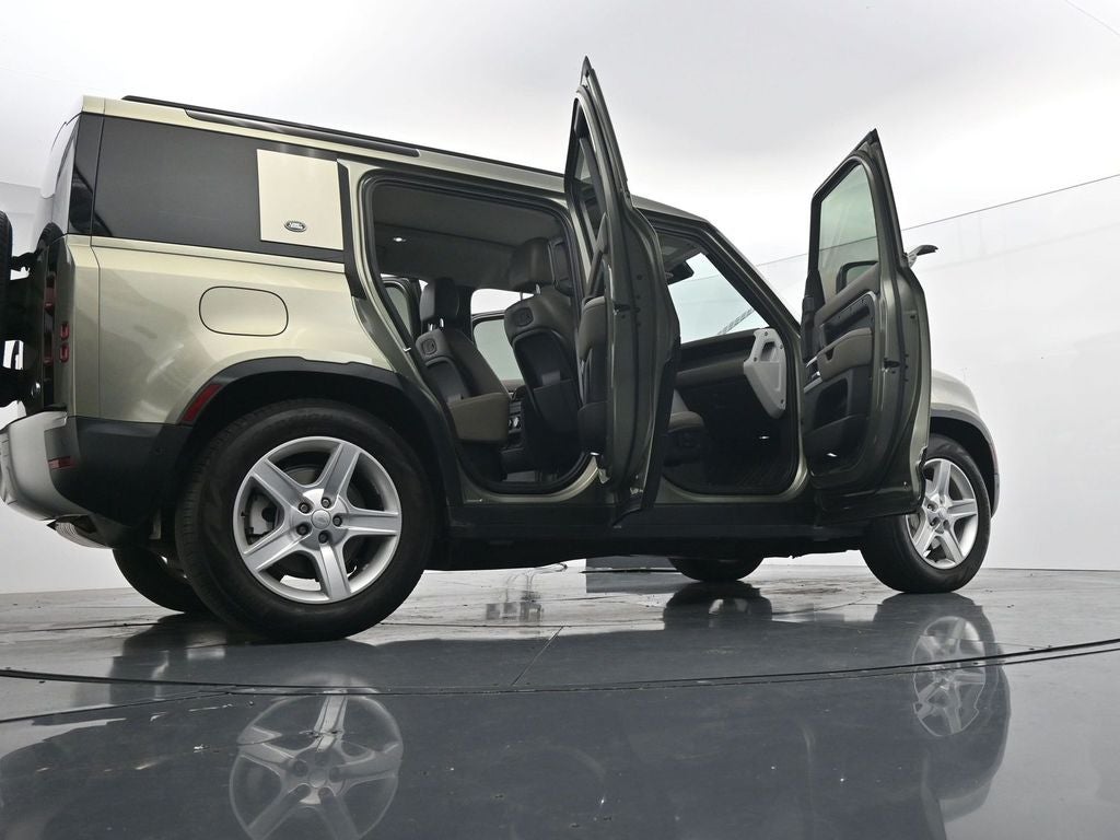 2021 Land Rover Defender SE