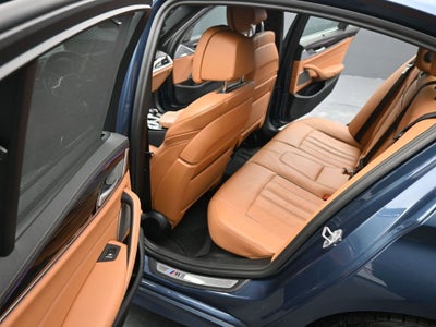 2023 BMW 5 Series M550i xDrive