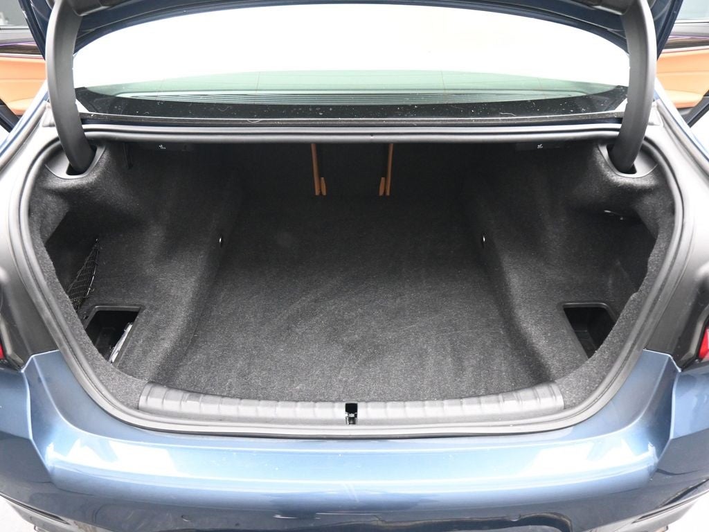 2023 BMW 5 Series M550i xDrive