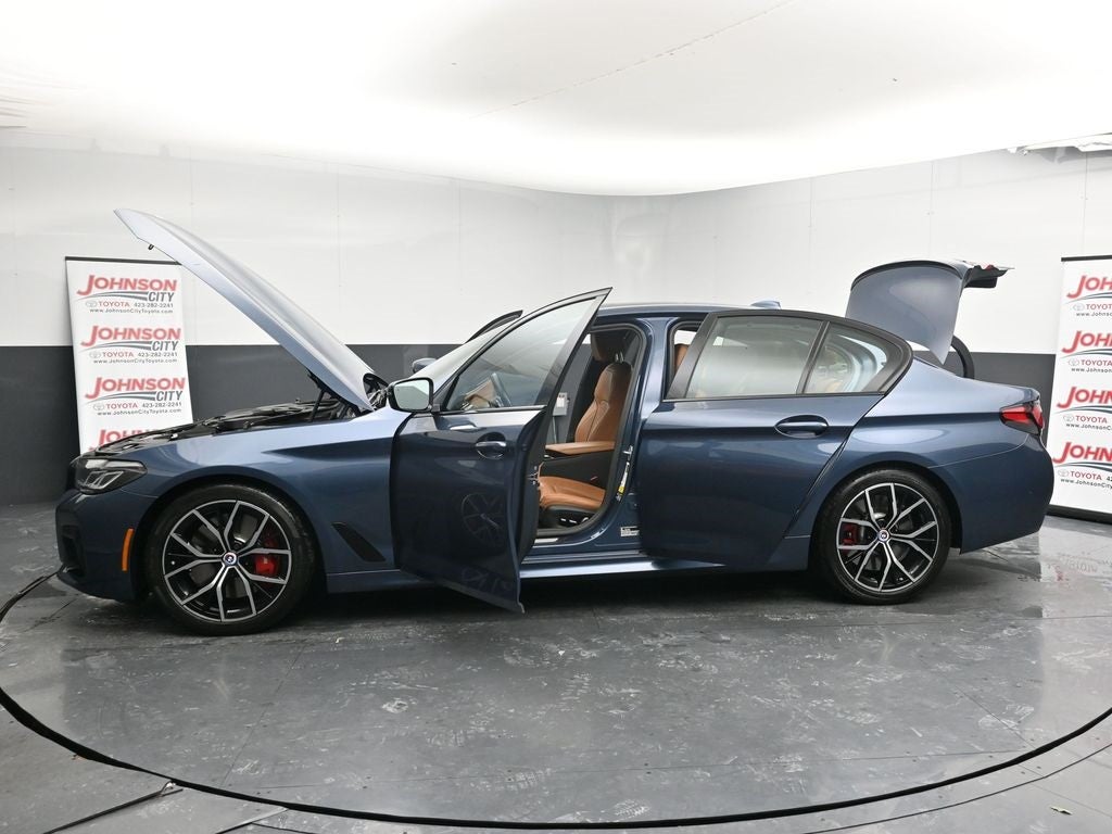 2023 BMW 5 Series M550i xDrive