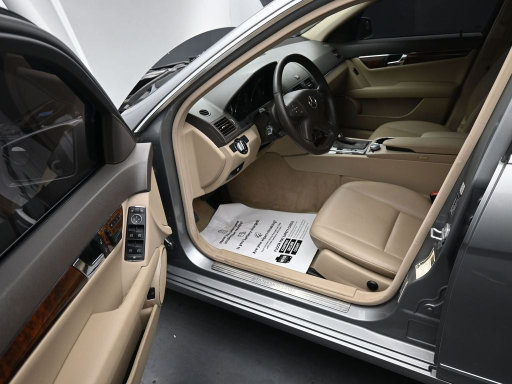2010 Mercedes-Benz C 300 C 300