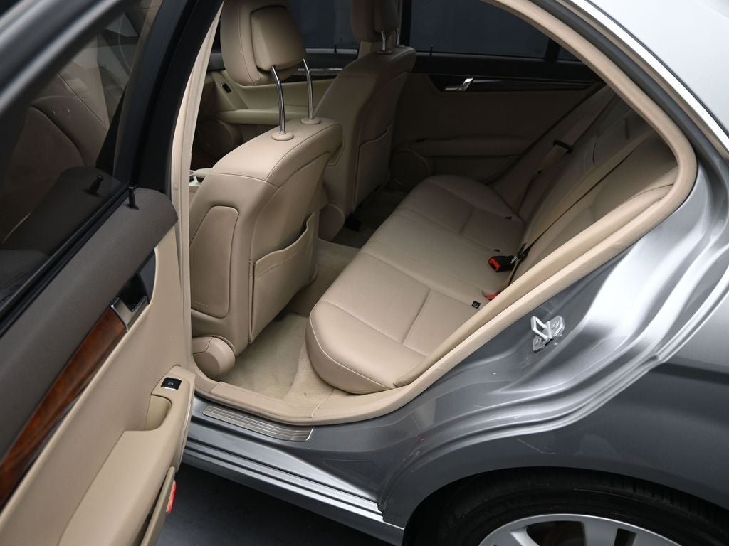 2010 Mercedes-Benz C 300 C 300