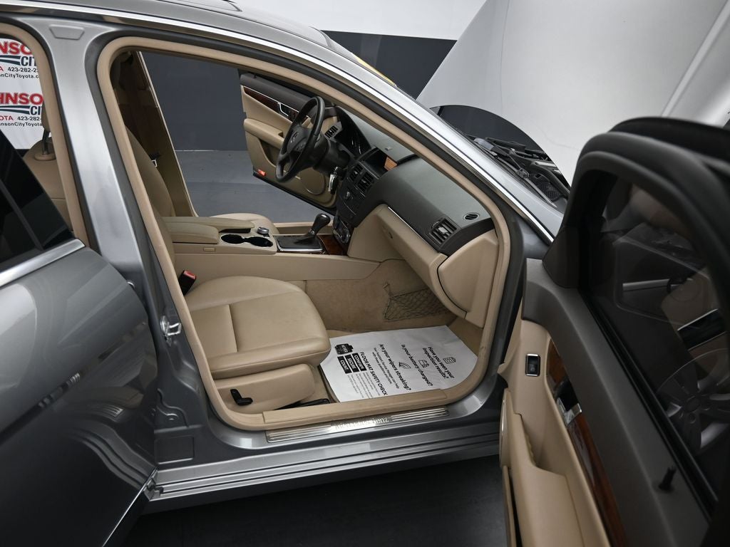2010 Mercedes-Benz C 300 C 300