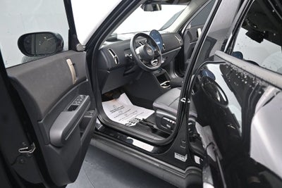 2025 MINI Countryman Signature Plus