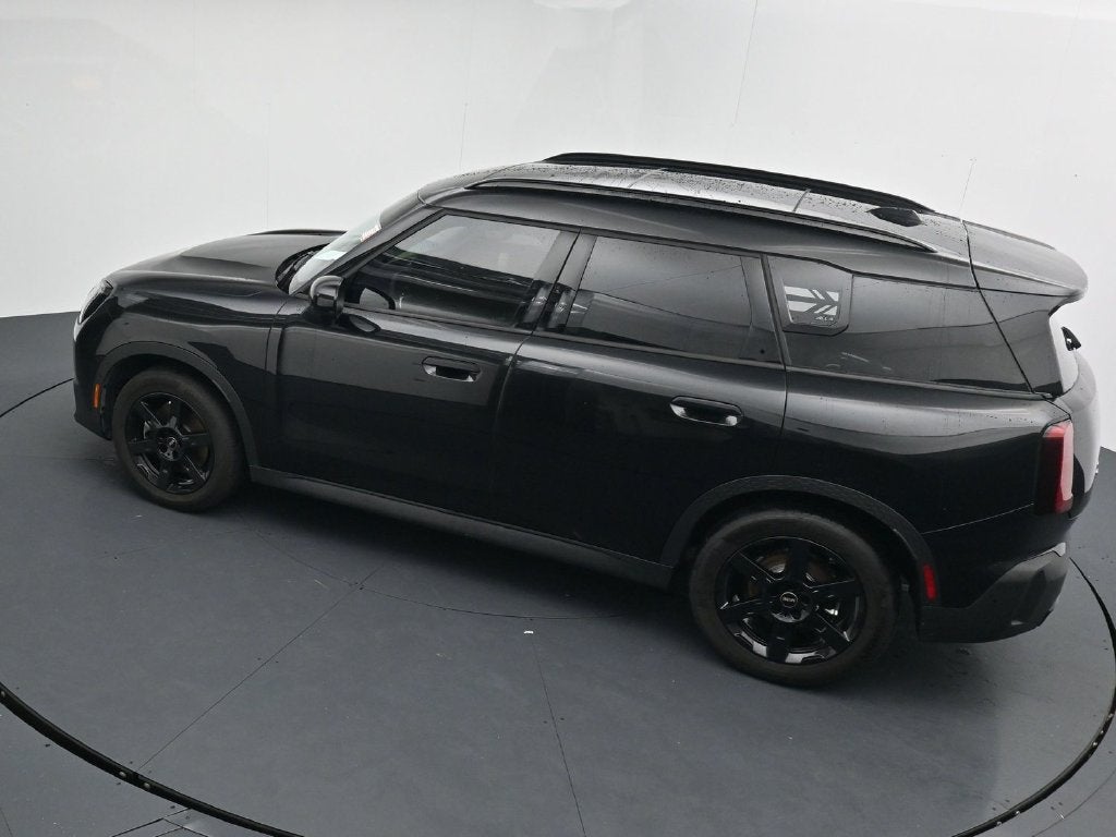 2025 MINI Countryman Signature Plus