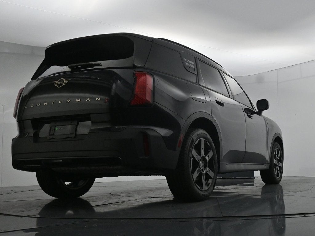 2025 MINI Countryman Signature Plus