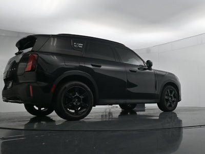 2025 MINI Countryman Signature Plus