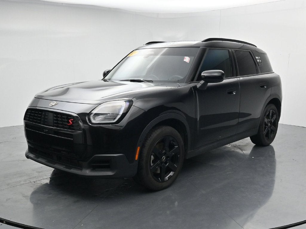 2025 MINI Countryman Signature Plus